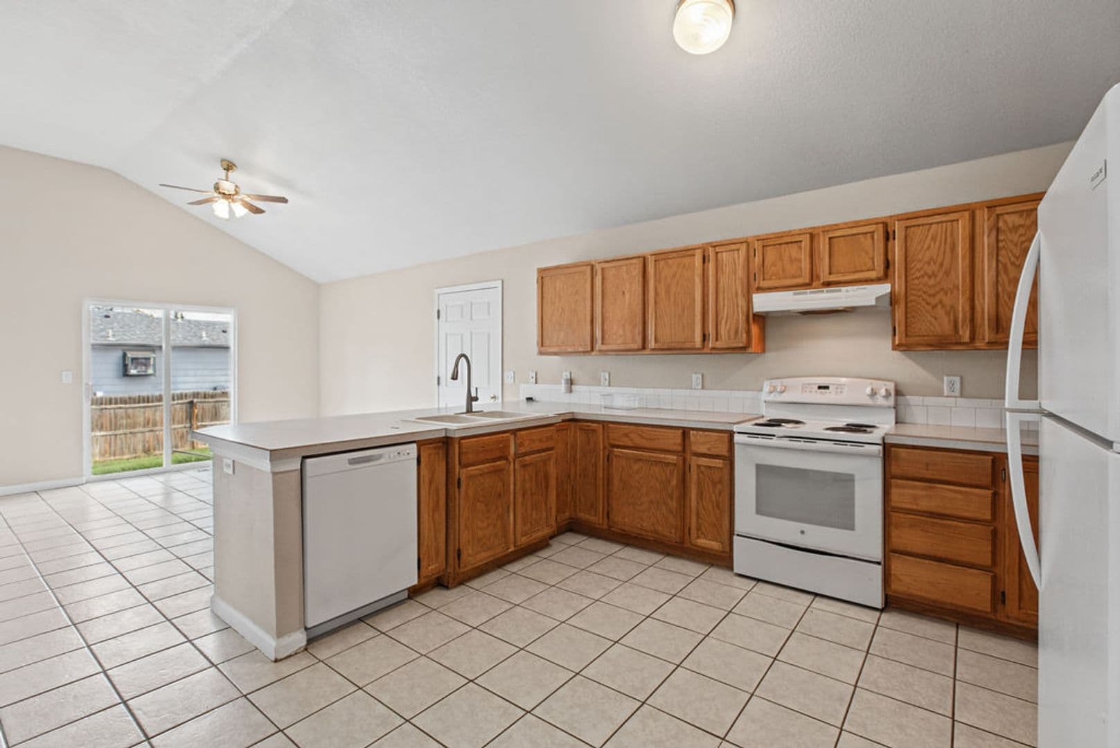 Wellington House: 4128 Hayes Ave