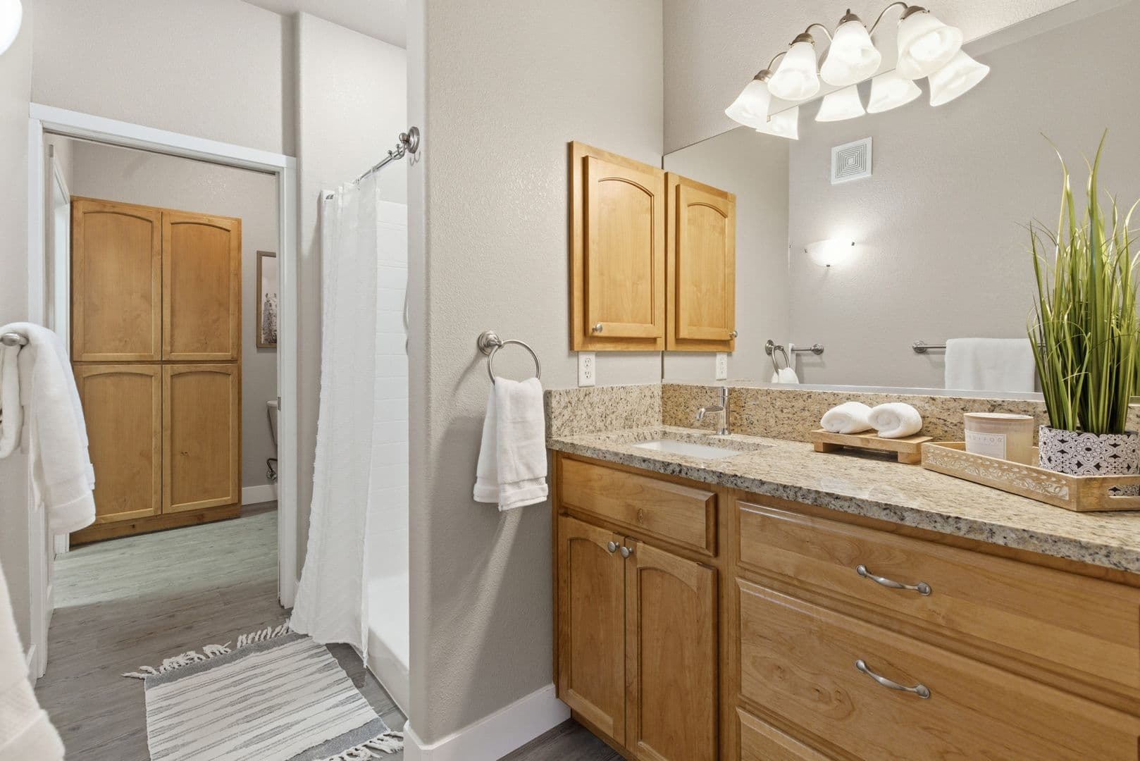 Wellington Condo: 4101 Crittenton Lane