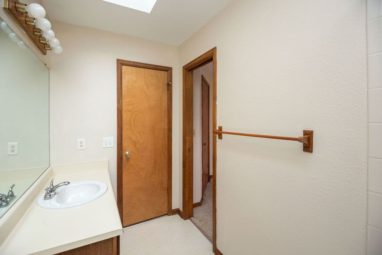 Fort Collins House: 1937 Connecticut Dr