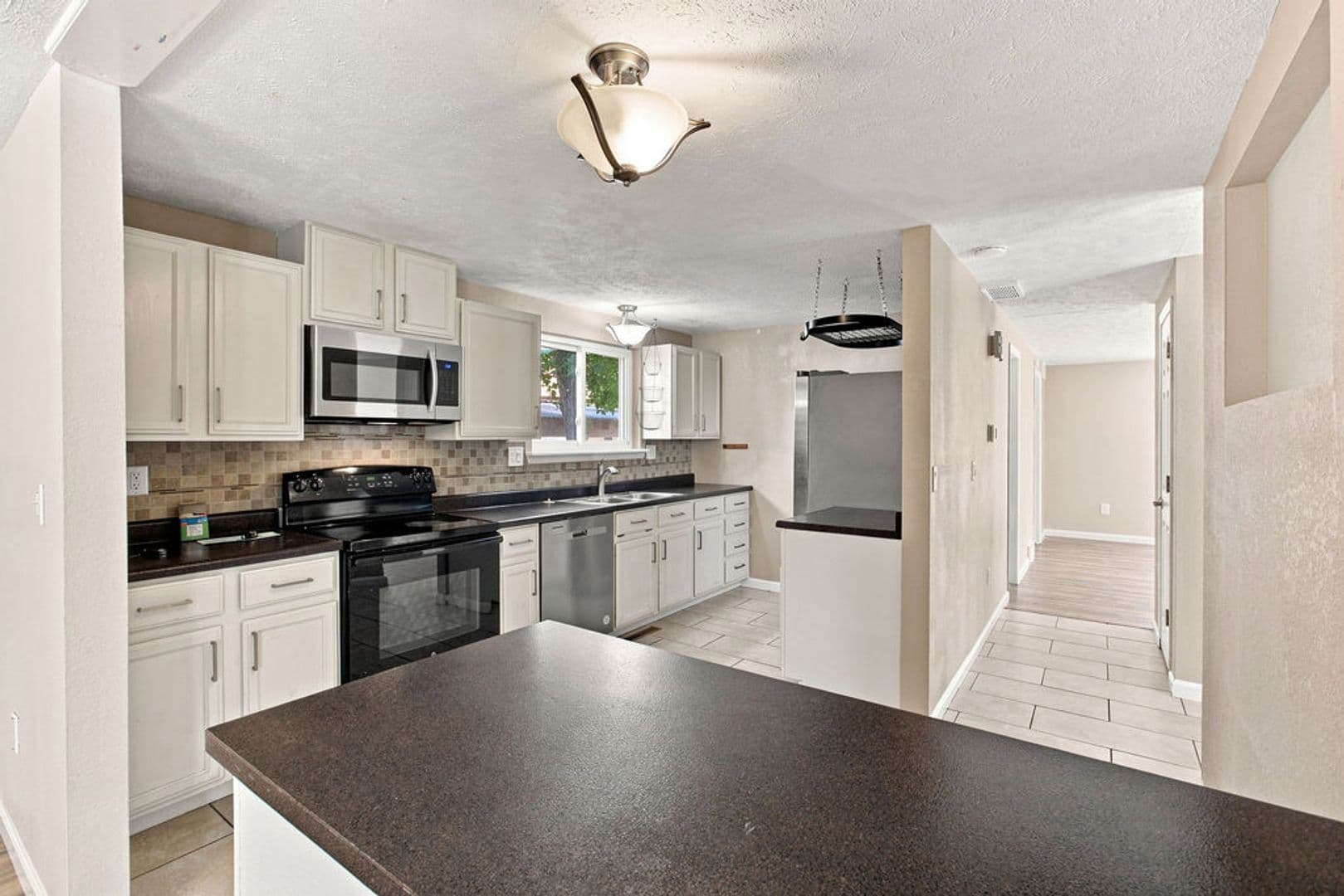 Fort Collins House: 2013 Devonshire Drive