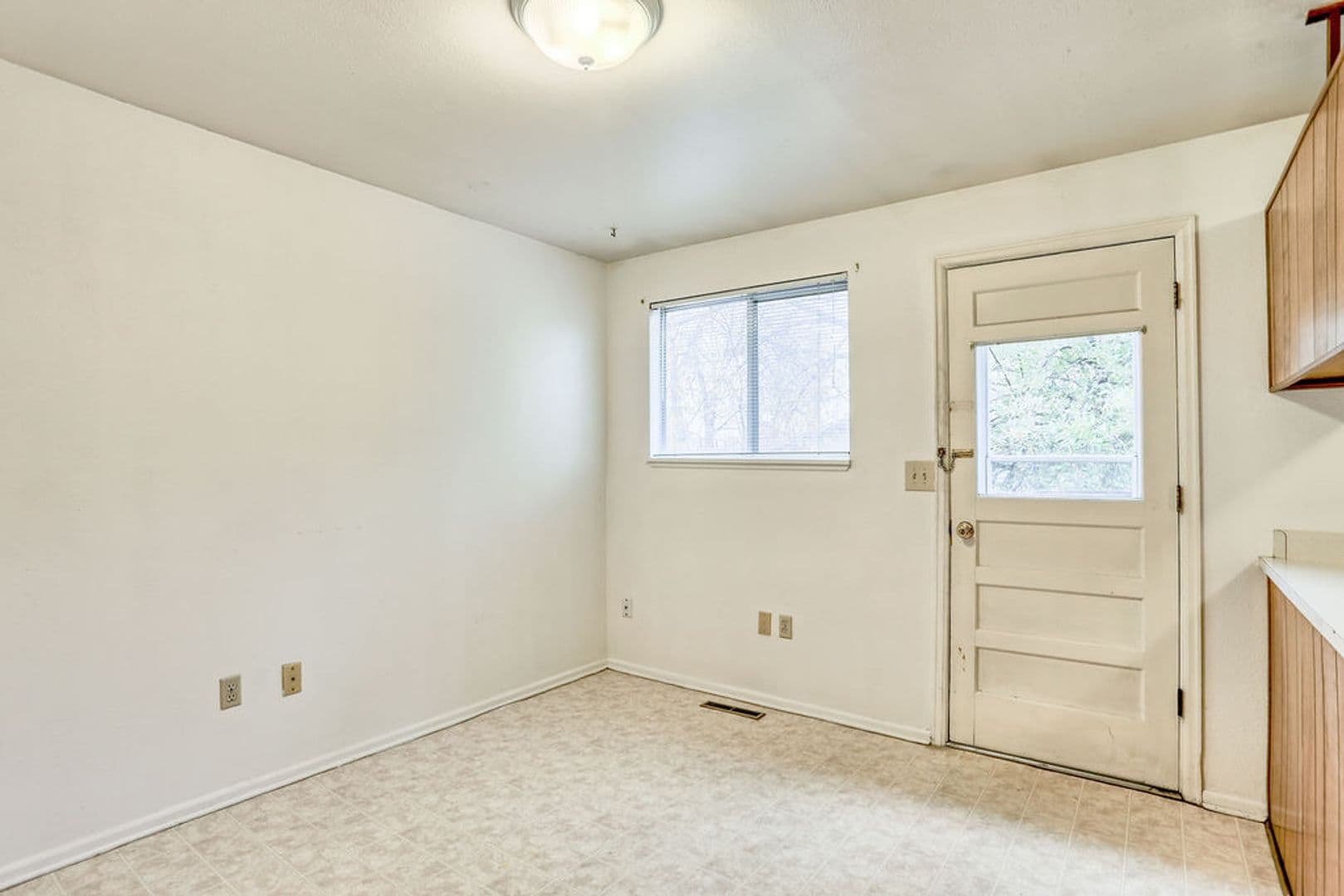 Fort Collins House: 836 Winchester Dr