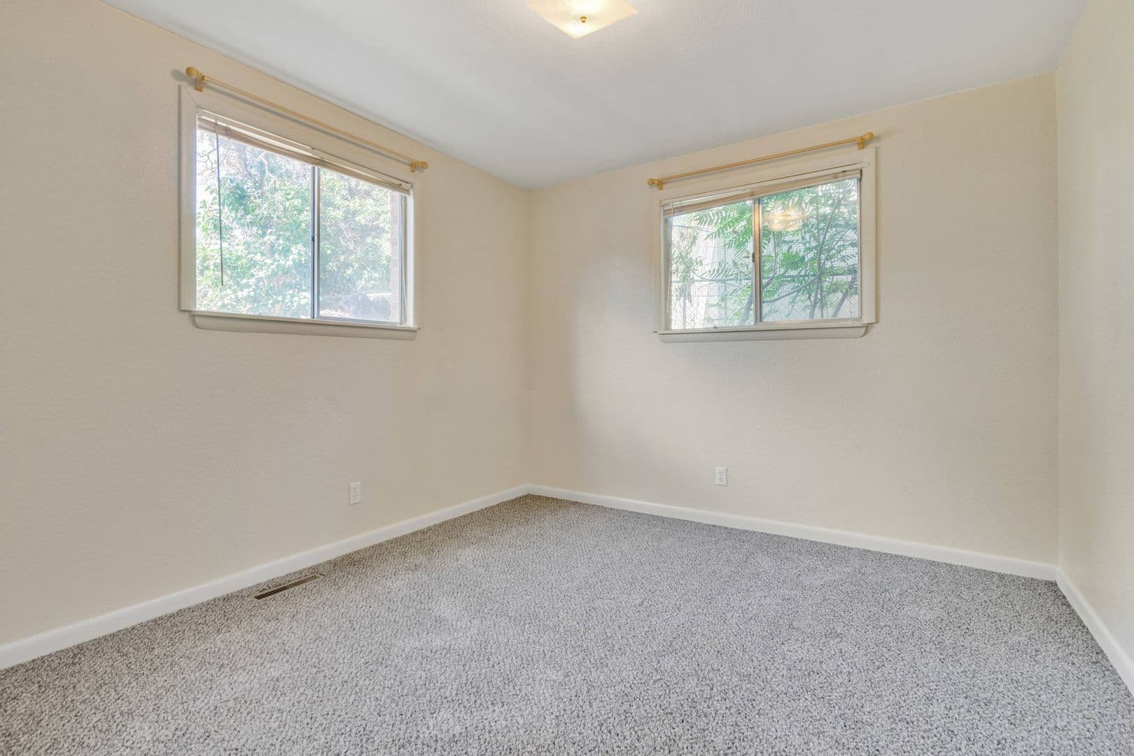 Fort Collins Apartment: 2108 Applewood Rd