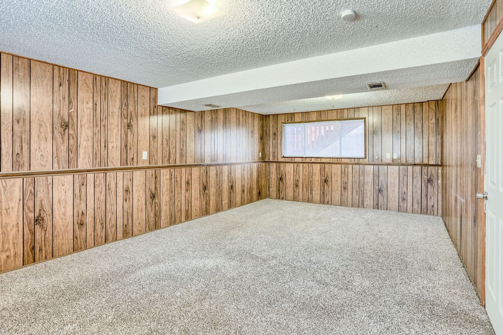 Fort Collins House: 836 Winchester Dr