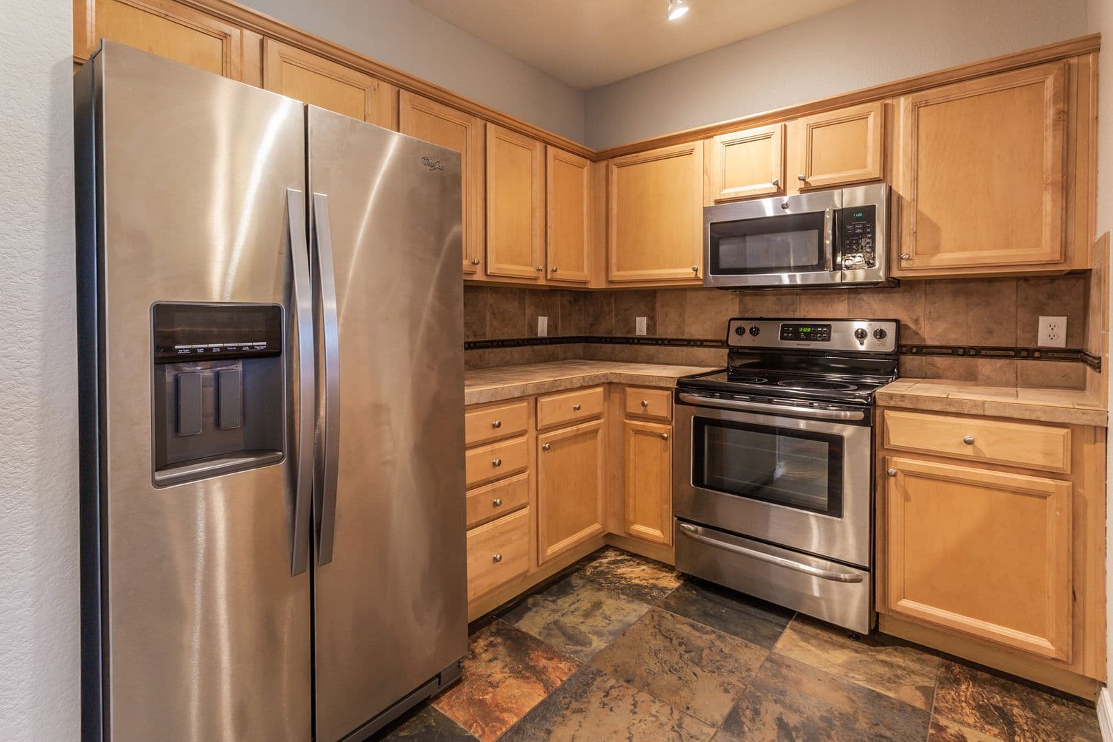 Fort Collins Apartment: 2133 Krisron Rd C106