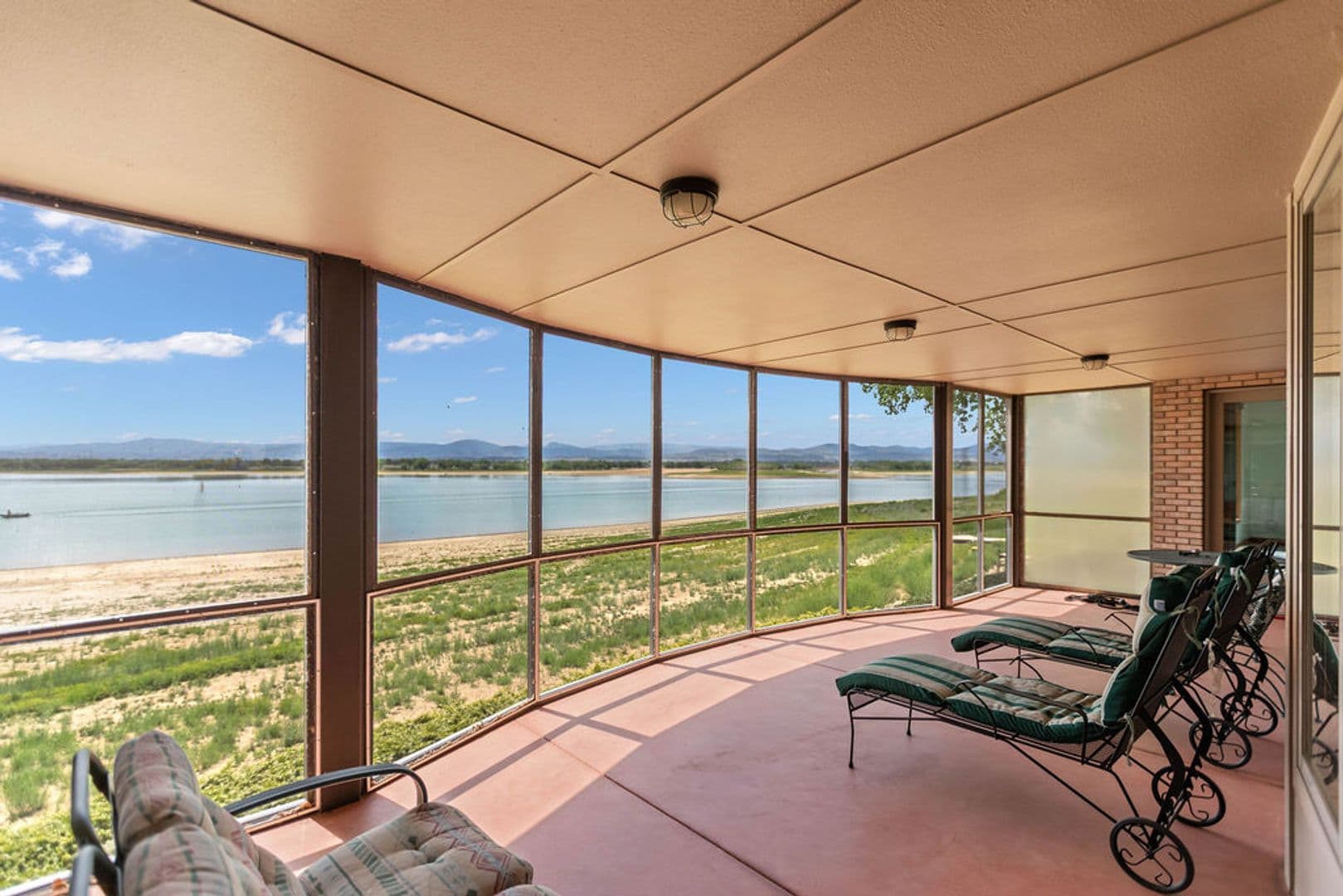 Loveland House: 3957 Valley Oak Drive
