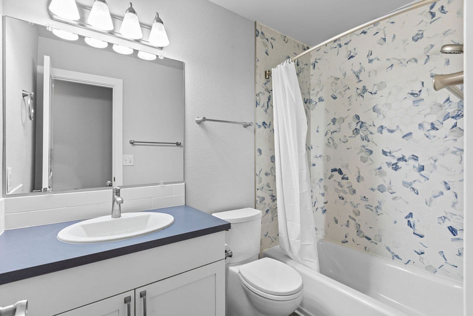 Fort Collins House: 1613 Barnwood Dr