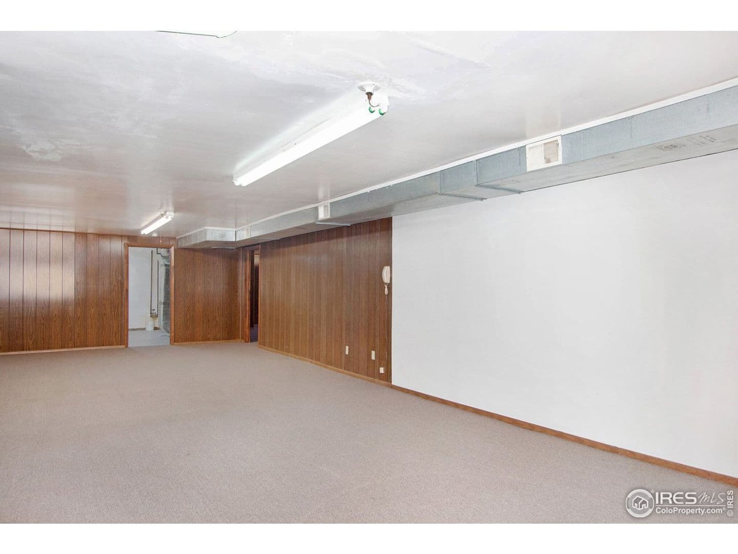 Windsor House: 1010 Walnut St