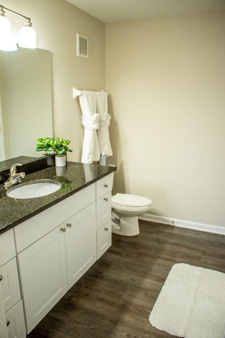 Hilliard Apartment: 4170 Green Clover Drive