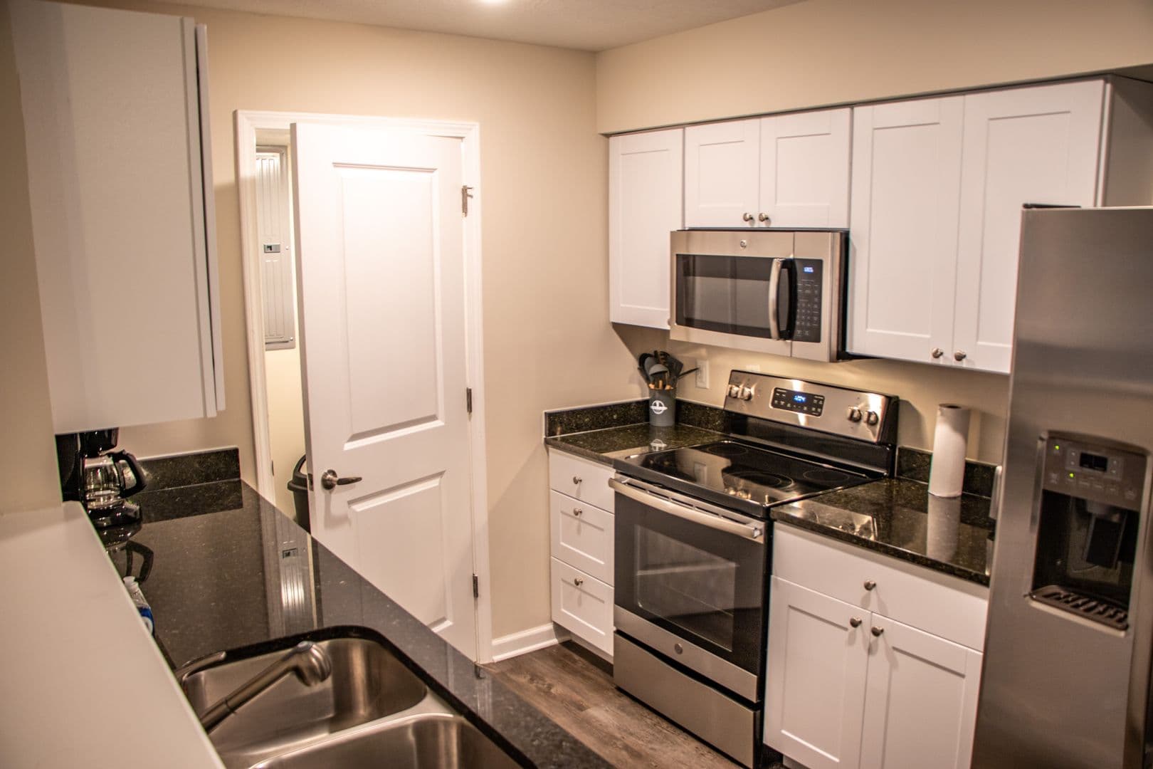 Hilliard Apartment: 4170 Green Clover Drive