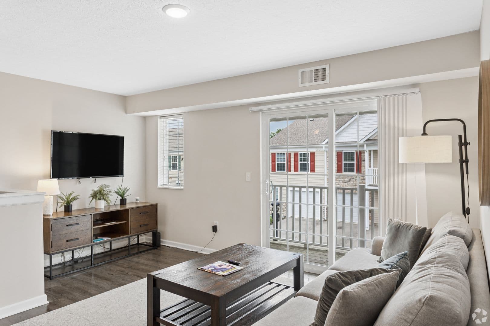Hilliard Apartment: 4170 Green Clover Drive