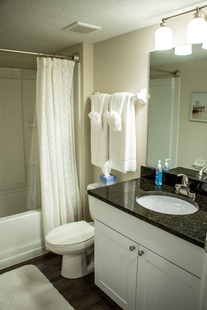 Hilliard Apartment: 4170 Green Clover Drive