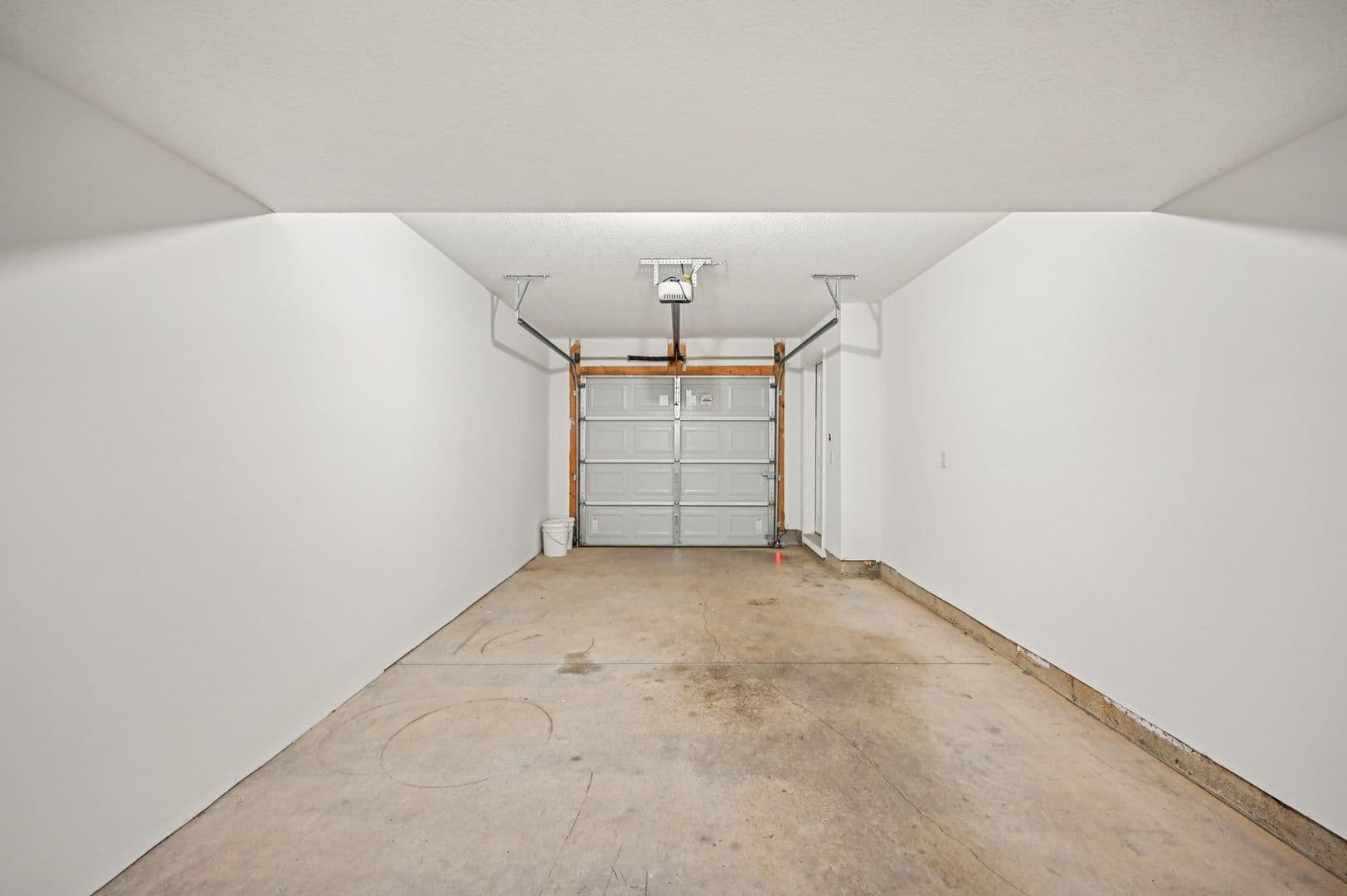 Hilliard Apartment: 4170 Green Clover Drive