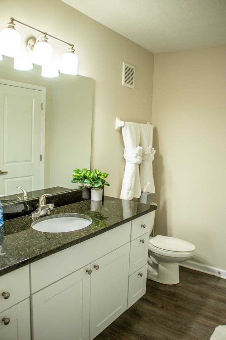 Hilliard Apartment: 4170 Green Clover Drive