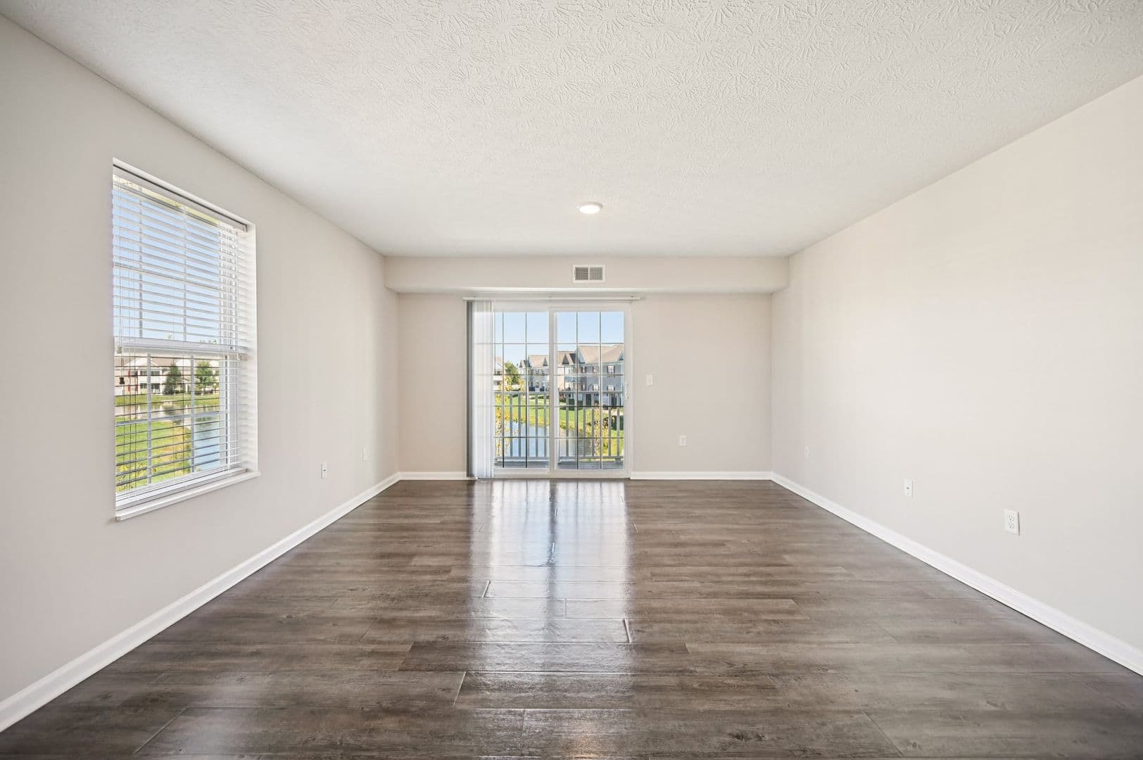 Hilliard Apartment: 4170 Green Clover Drive