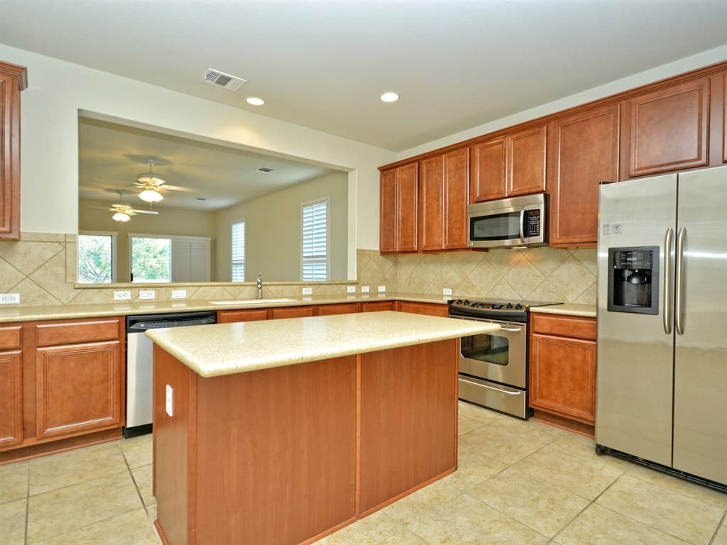 Georgetown House: 307 Cooper Lake