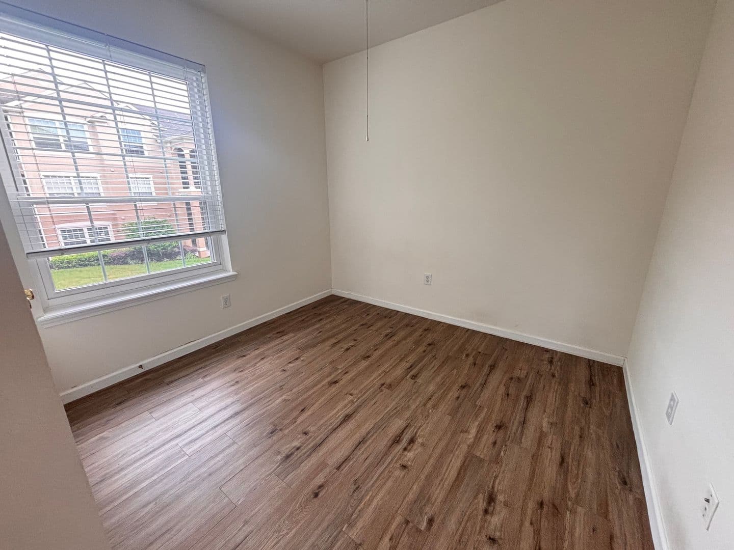 Jacksonville House: 7990 Baymeadows Road E #608