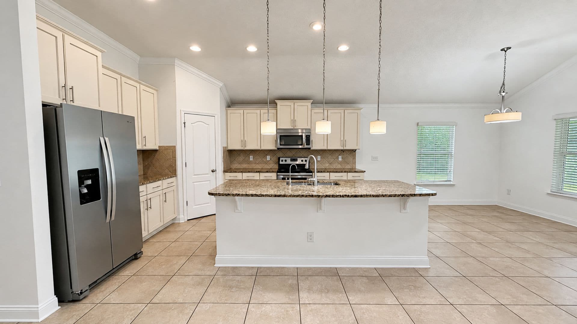 Jacksonville House: 11144 Parkside Preserve Way