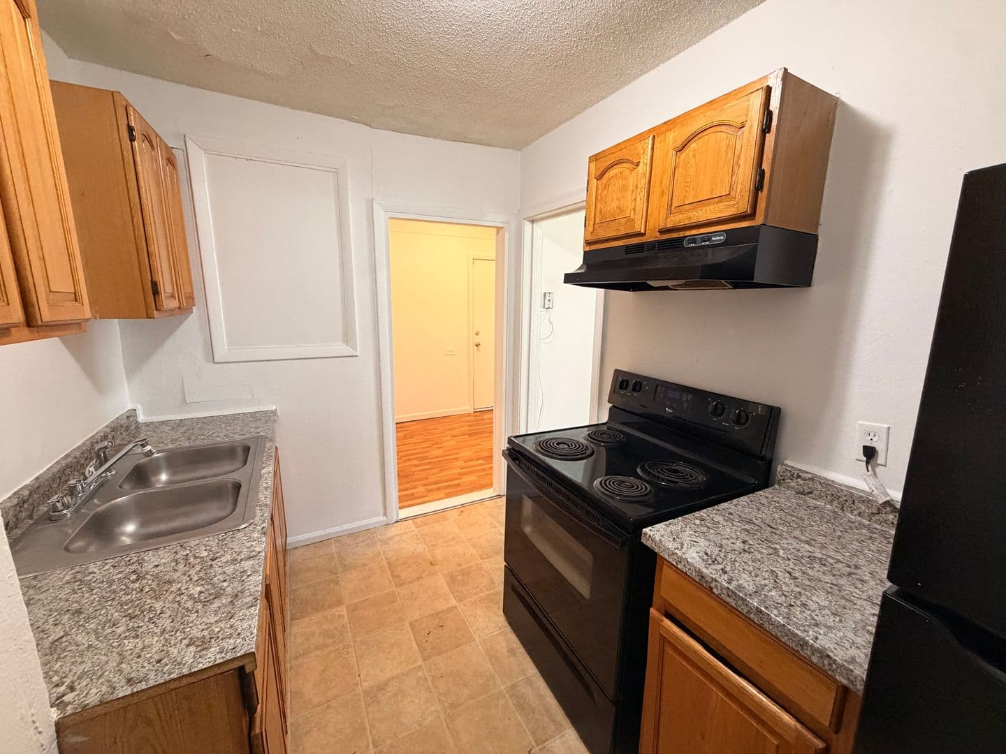 Jacksonville House: 8174 Paul Jones Dr
