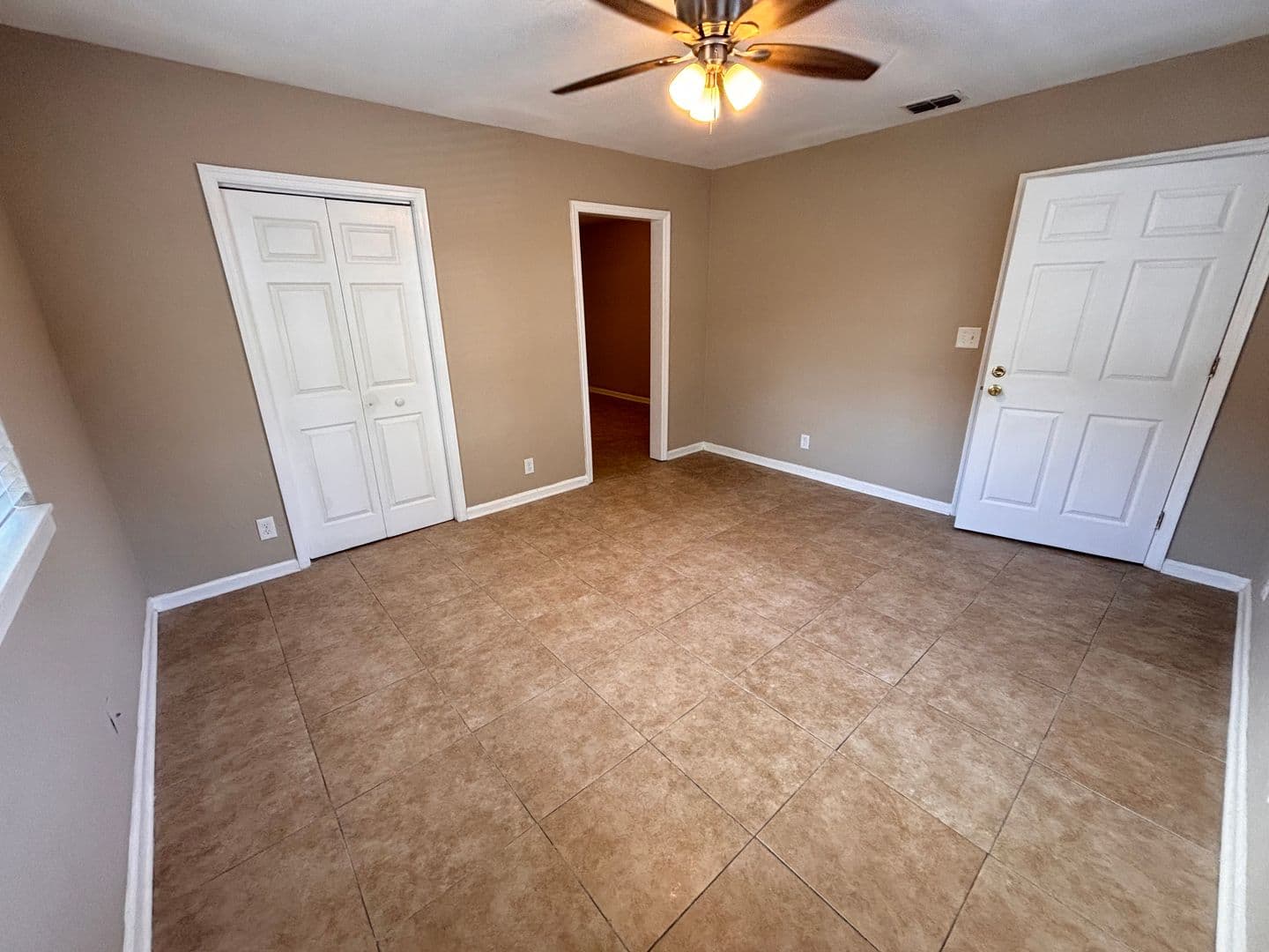 Jacksonville House: 828 Acosta St