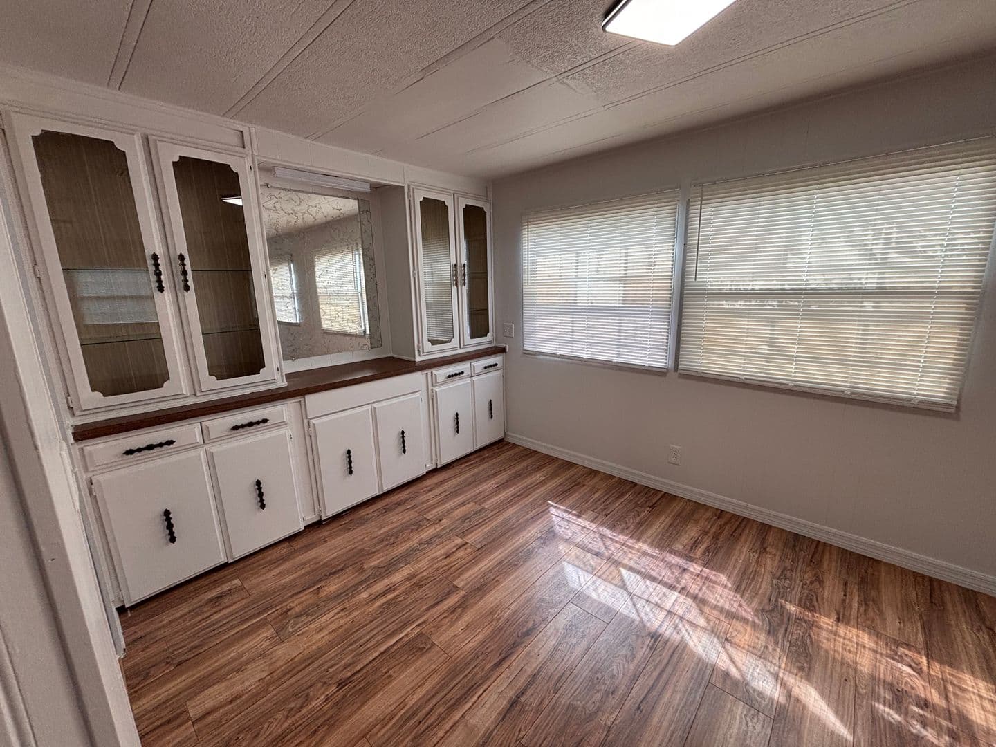 Jacksonville House: 10911 Merrywood