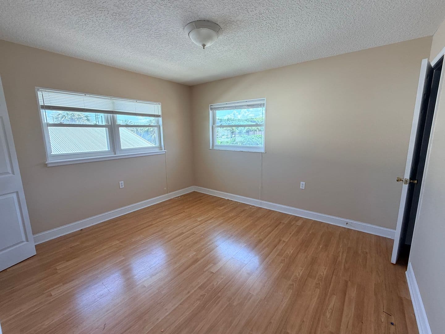 Fernandina Beach Apartment: 342 Tarpon Ave