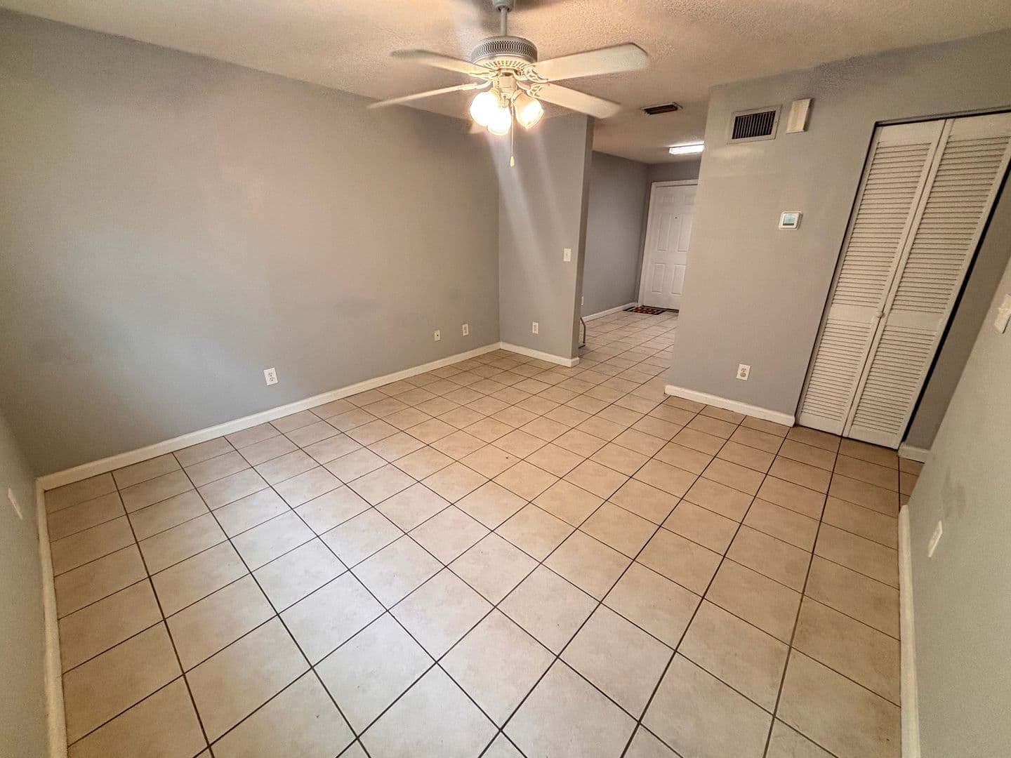 Jacksonville Beach Condo: 209 7th Street S