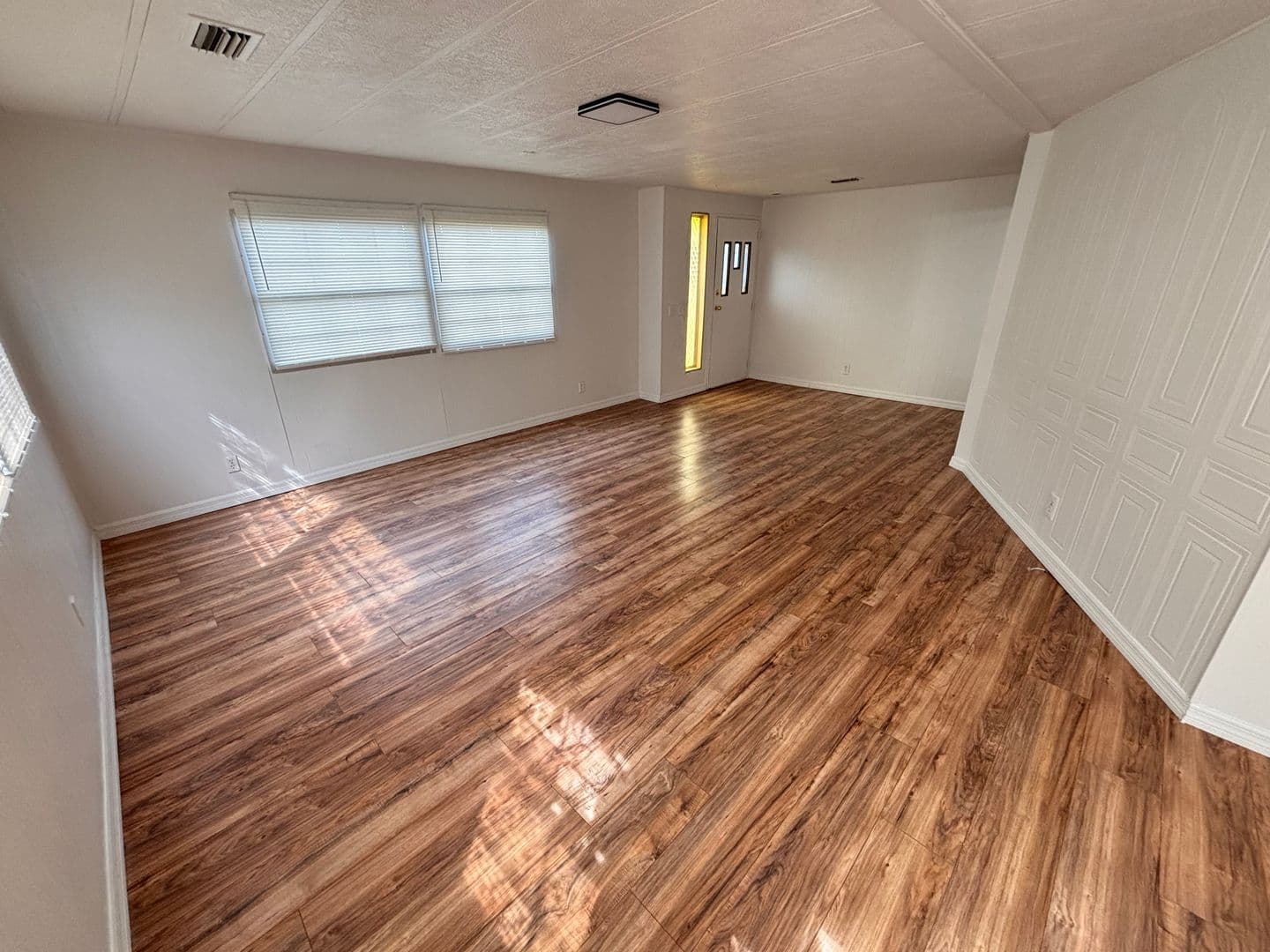 Jacksonville House: 10911 Merrywood