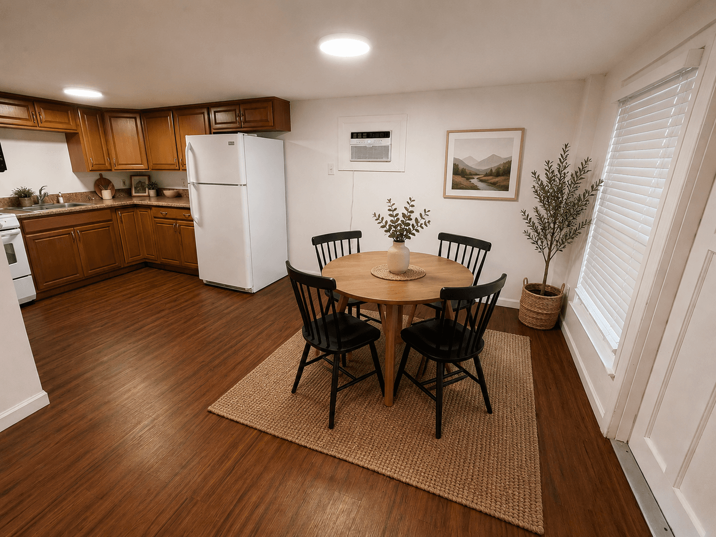 St Augustine House: 111 Cedar St