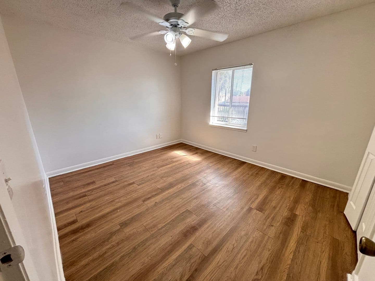Jacksonville Beach Condo: 402 Lower 8th Ave South
