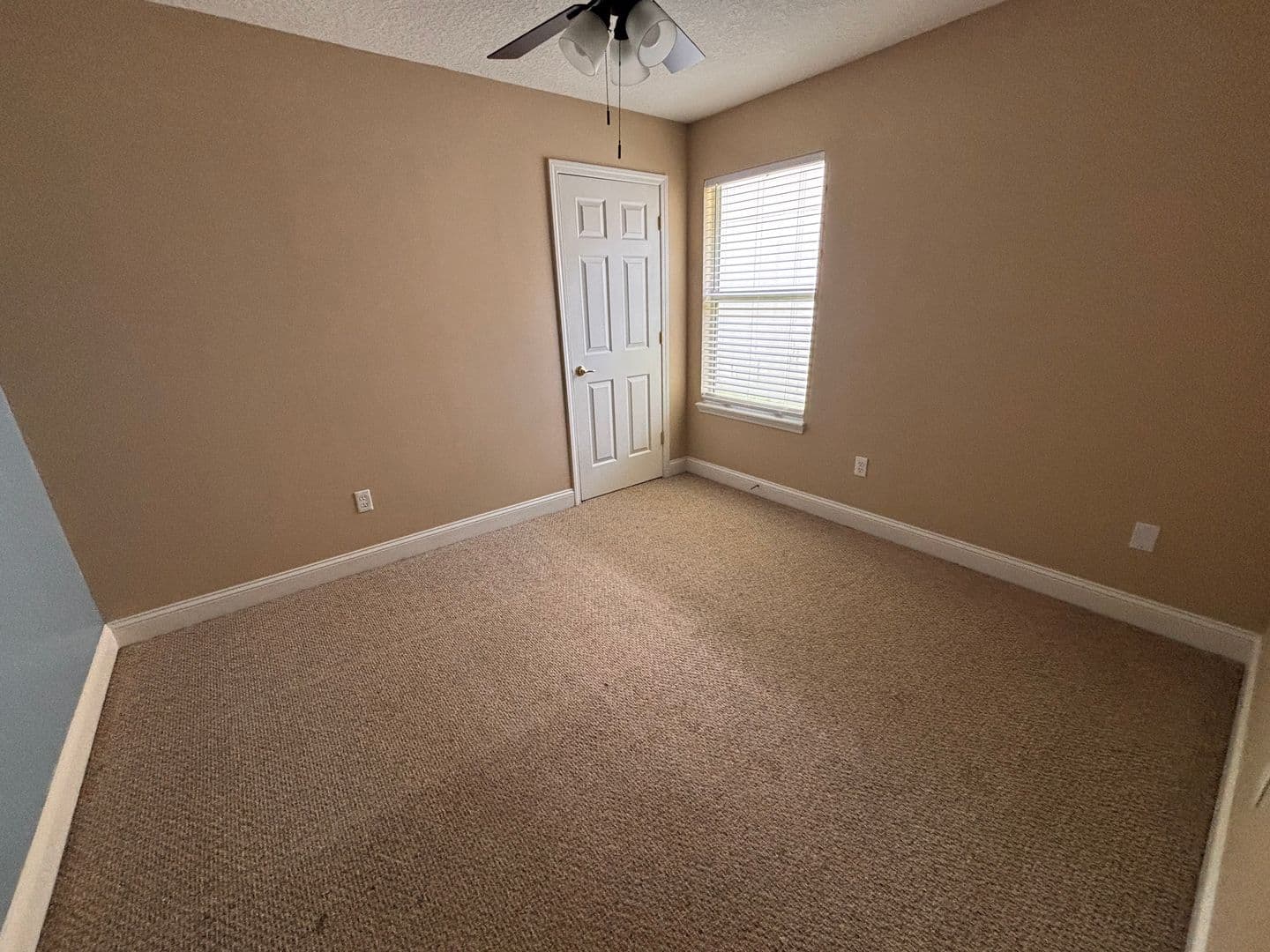 Jacksonville House: 14160 Fish Eagle Dr E