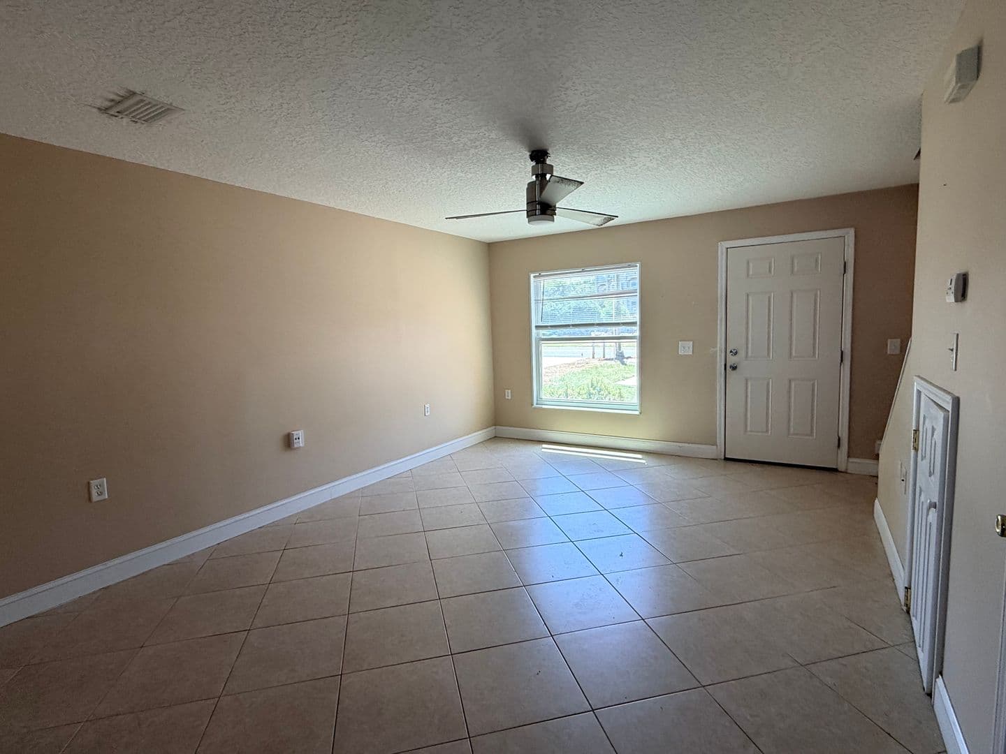 Fernandina Beach Apartment: 342 Tarpon Ave