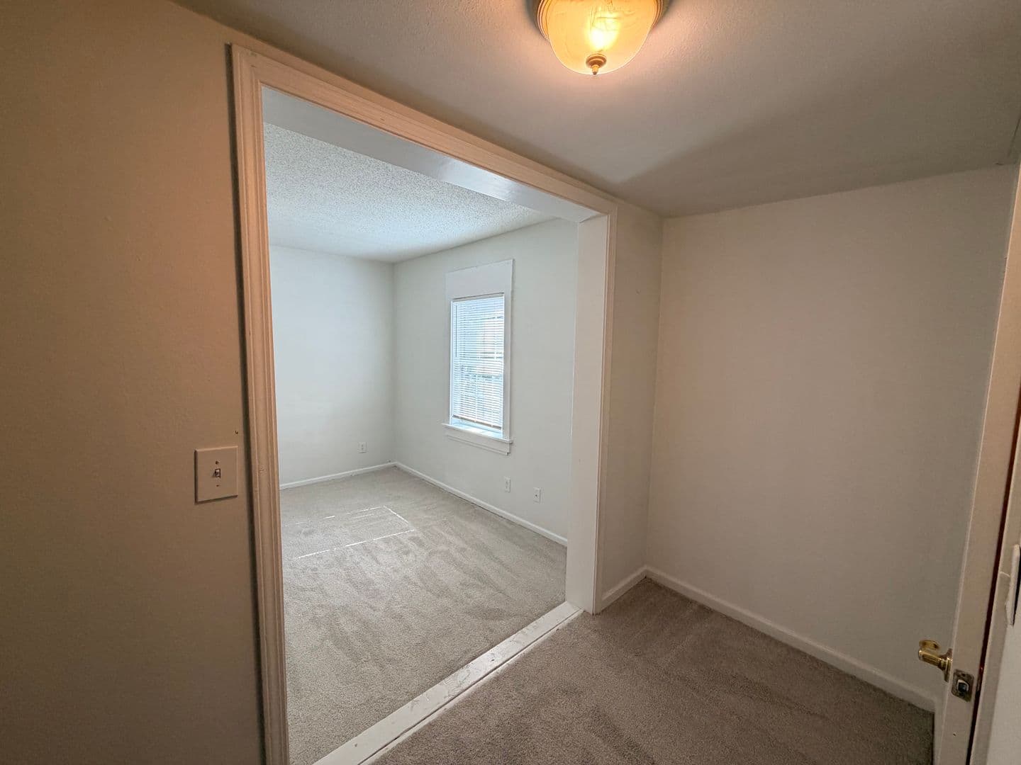 Jacksonville House: 8174 Paul Jones Dr