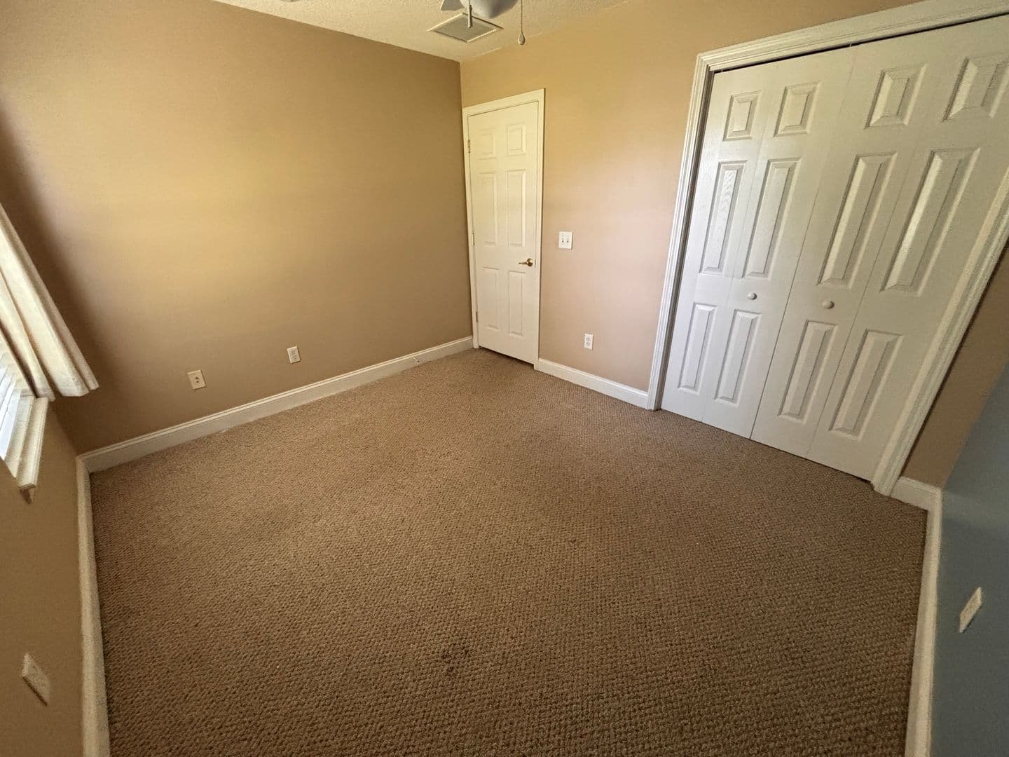 Jacksonville House: 14160 Fish Eagle Dr E