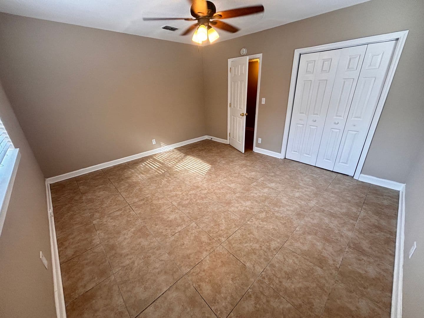Jacksonville House: 828 Acosta St