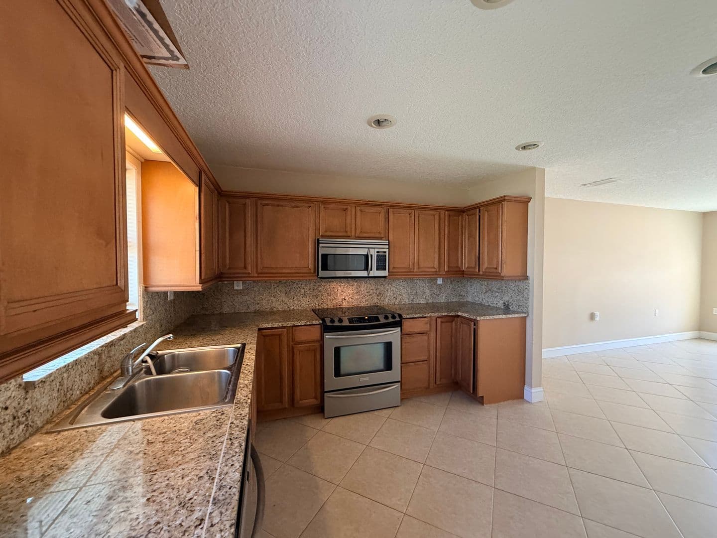 Fernandina Beach Apartment: 342 Tarpon Ave