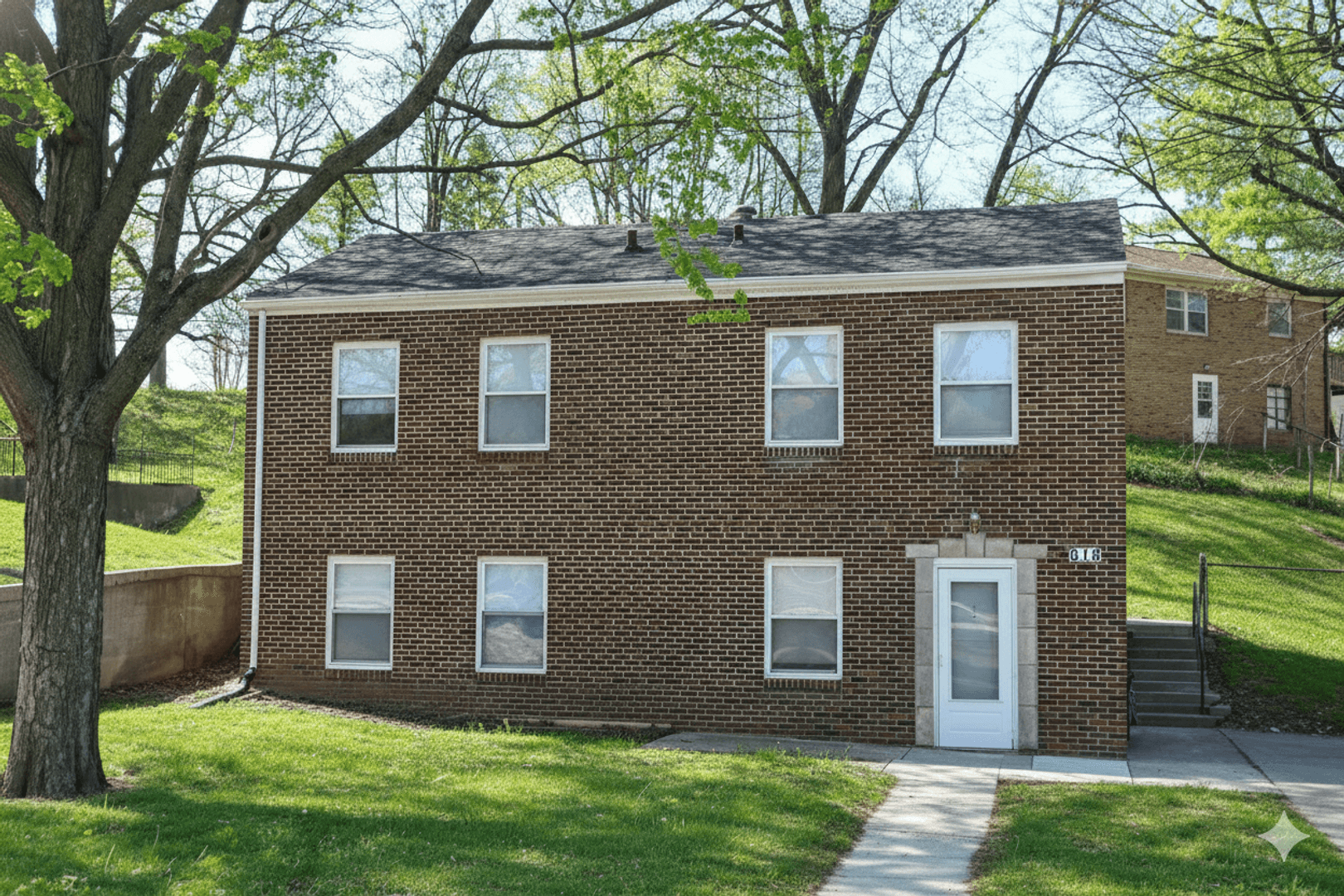 Des Moines Apartment: 612 Bancroft St