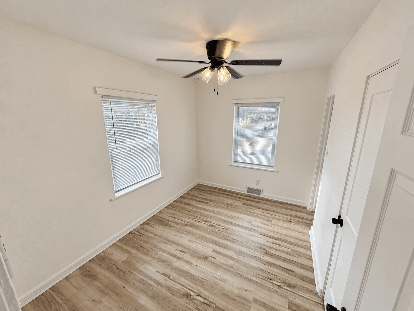 Des Moines Apartment: 612 Bancroft St