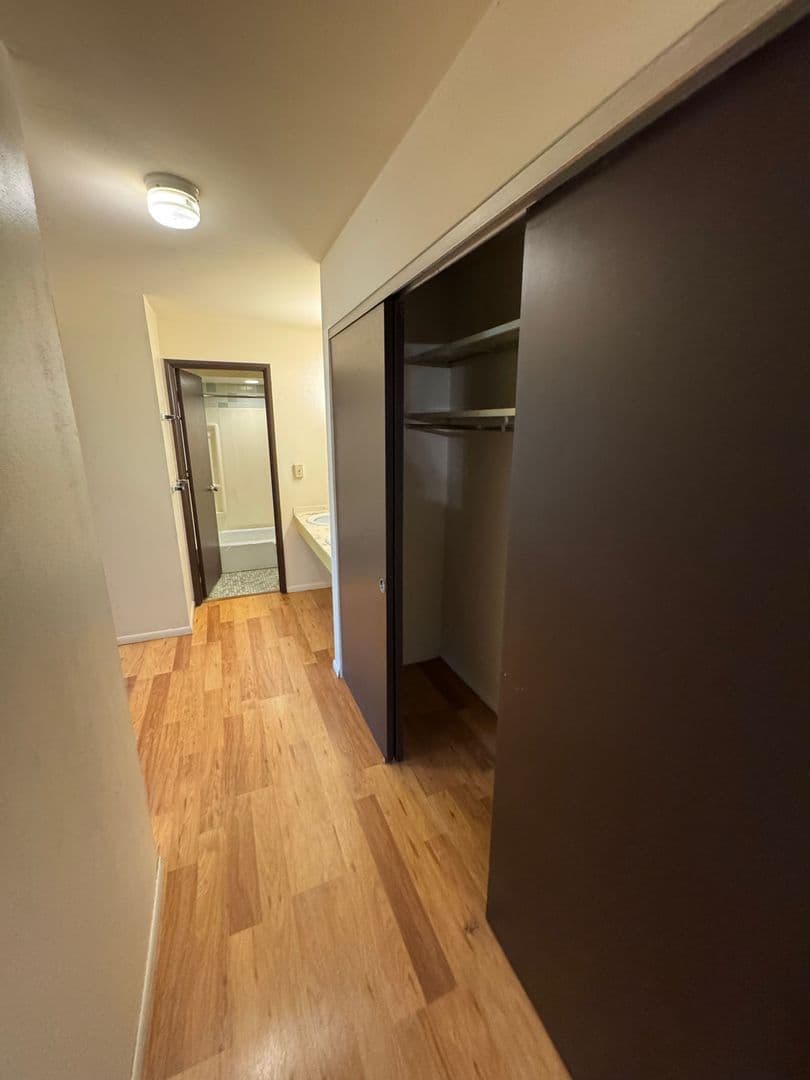 Platteville Apartment: 970 Union Street