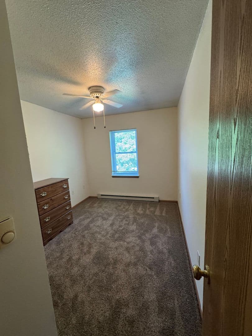 Platteville Apartment: 90 E. Gridley Ave