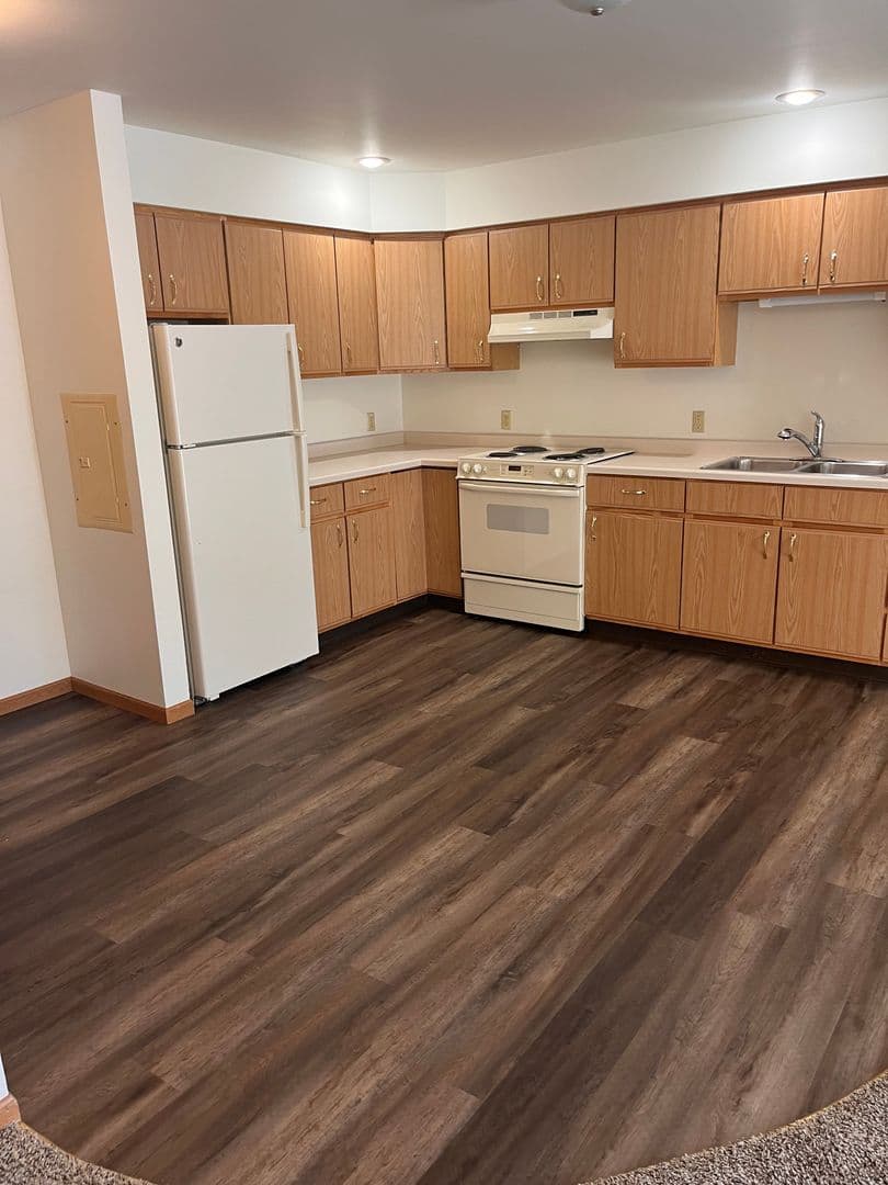 Fort Atkinson Apartment: 1103 Whitewater Ave