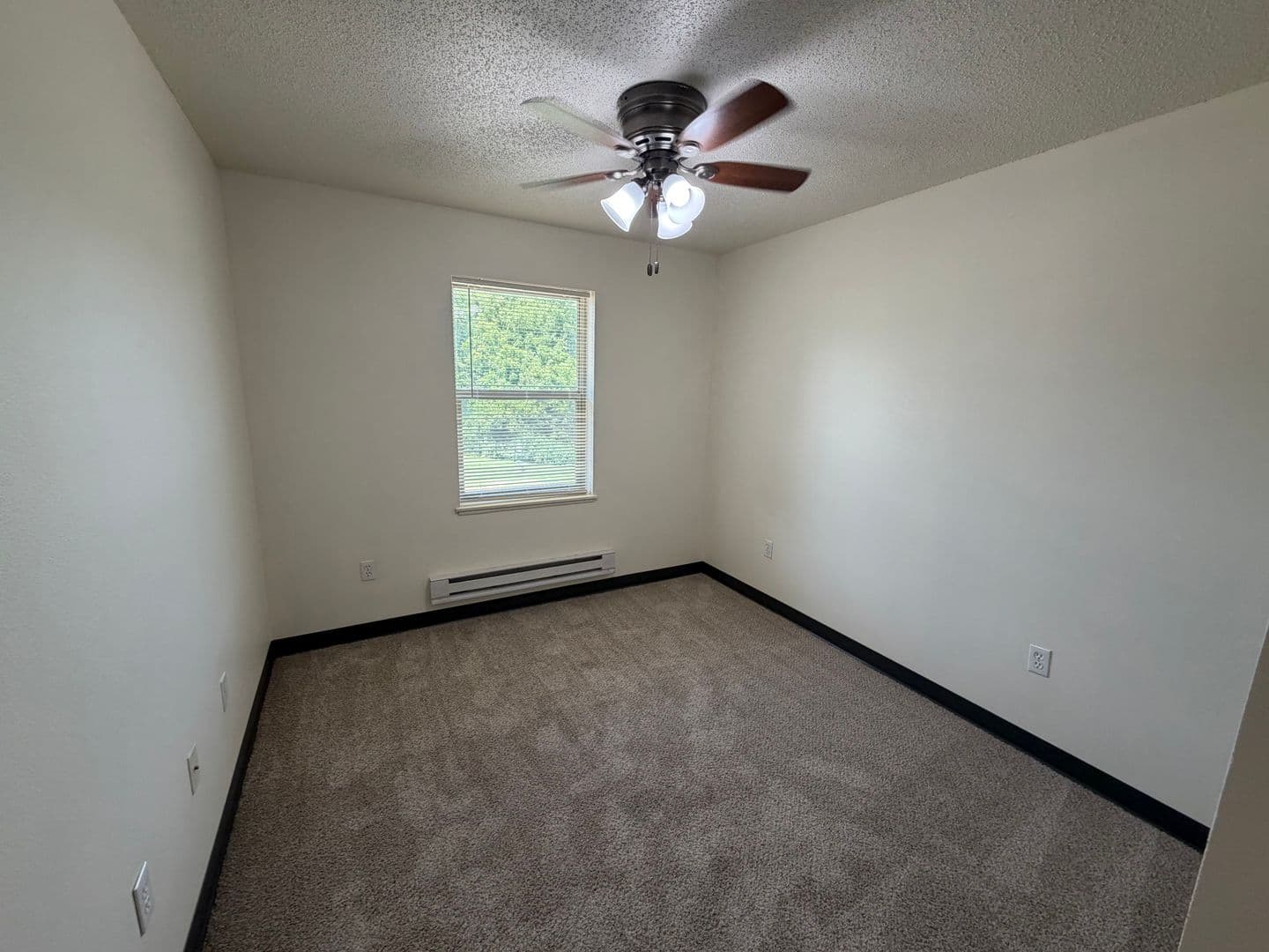 Platteville Apartment: 90 E. Gridley Ave