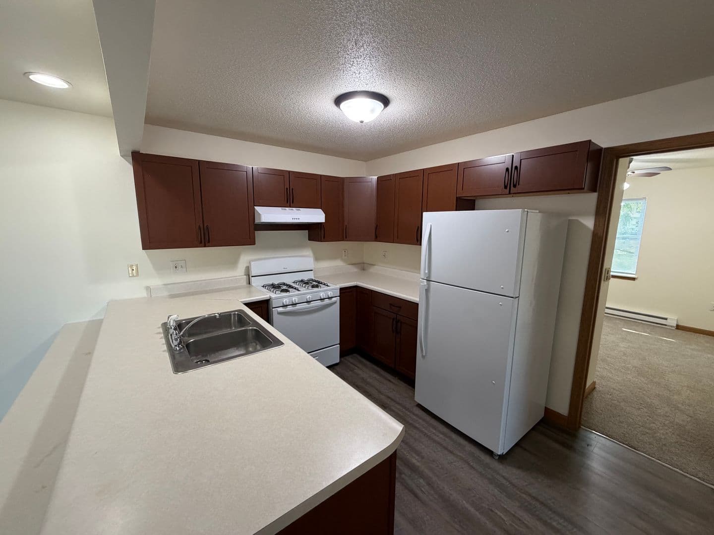 Platteville Apartment: 90 E. Gridley Ave