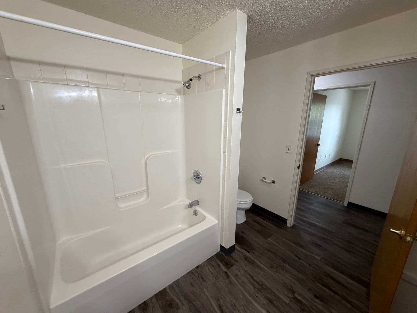 Platteville Apartment: 90 E. Gridley Ave