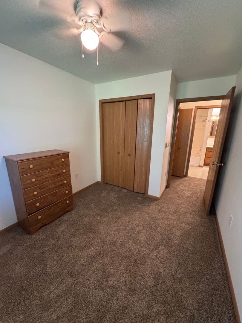 Platteville Apartment: 90 E. Gridley Ave