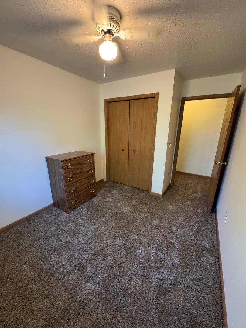 Platteville Apartment: 90 E. Gridley Ave