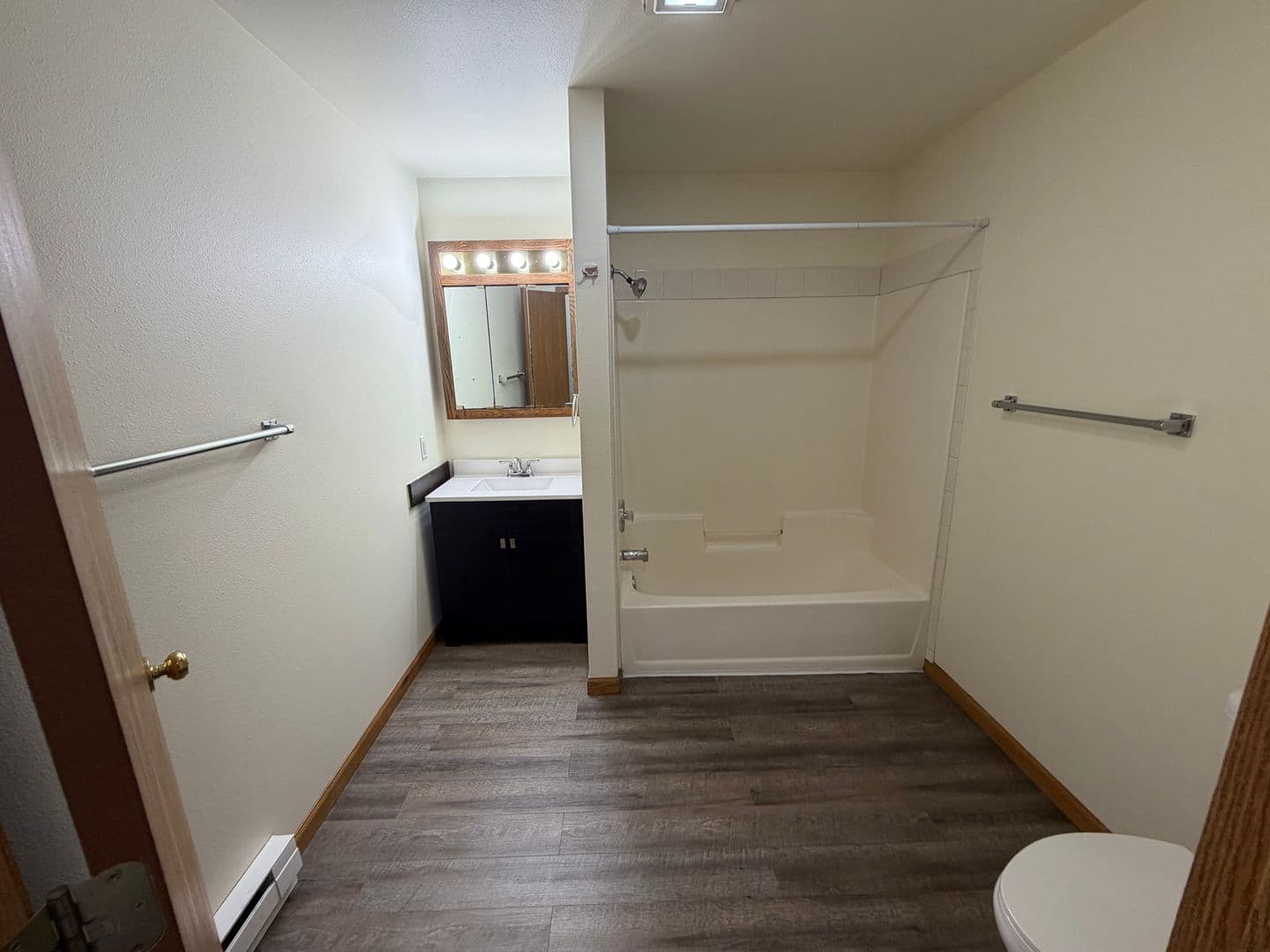 Platteville Apartment: 90 E. Gridley Ave