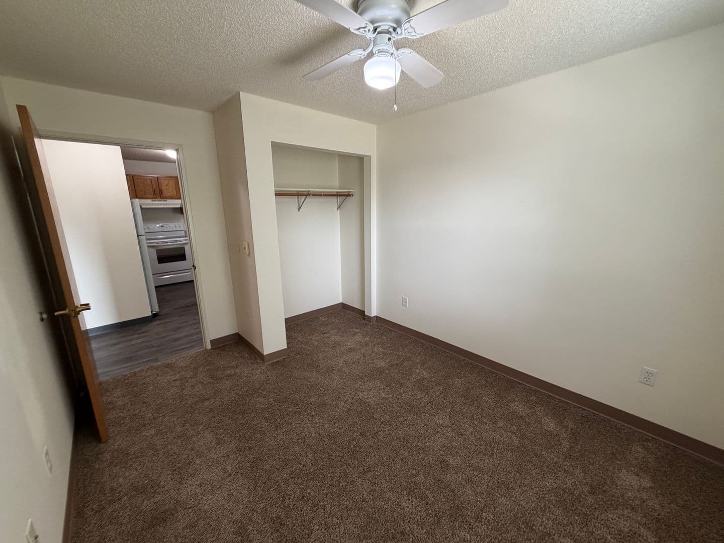Platteville Apartment: 90 E. Gridley Ave