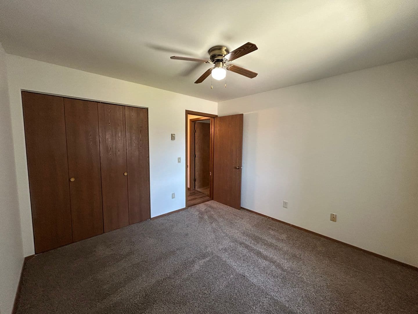 Beloit Apartment: 2770 Iva Ct