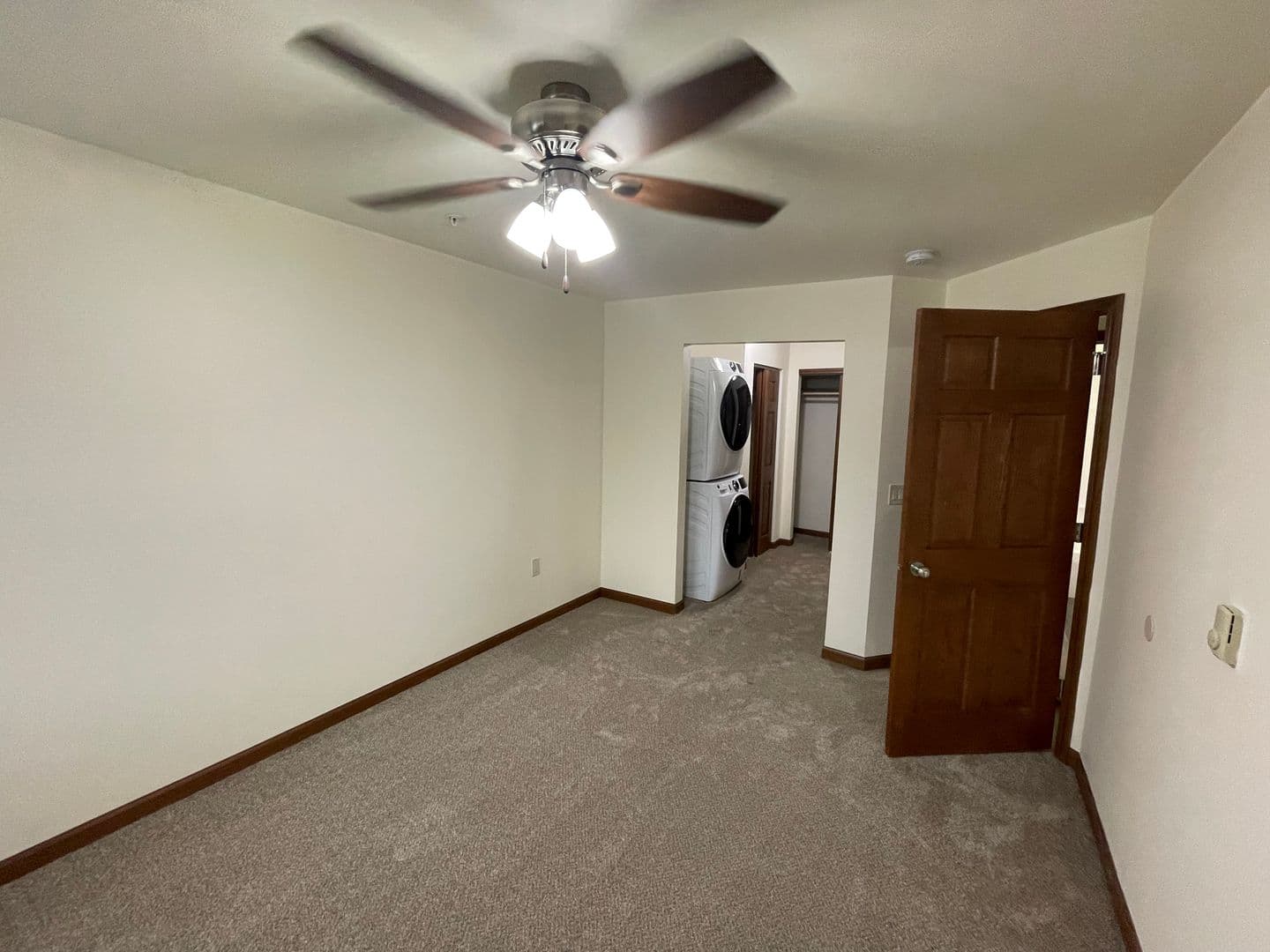 Madison Apartment: 3148-3172 Muir Field Rd