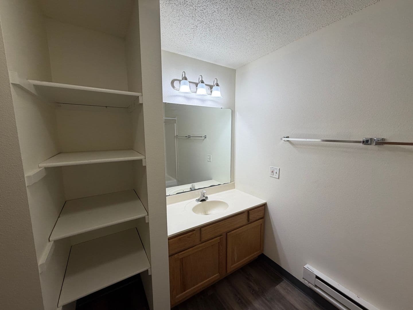 Platteville Apartment: 90 E. Gridley Ave